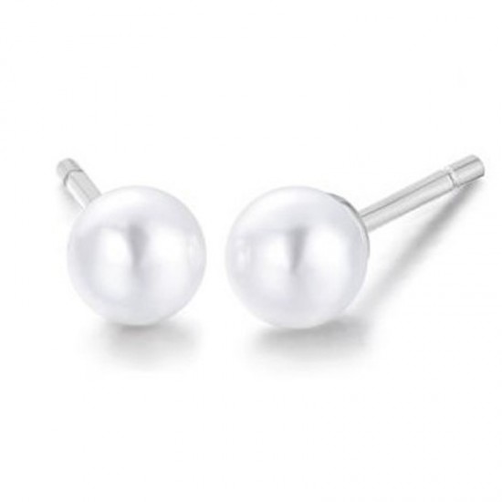 Silver earrings with white pearls 110S1