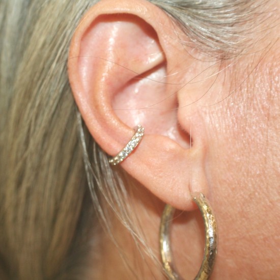 Silver earring for the middle of the ear ring with white zircons  2987