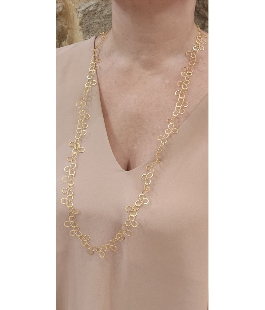 Handmade 14K gold necklace with satin finish and infinity design