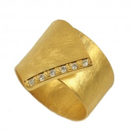 Δαχτυλίδι σε χρυσό Κ14 χειροποίητο και ζιρκόνια σε λευκό χρώμα στην κεφαλή RB68
