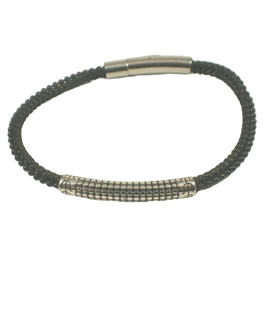 Men's bracelet with black leather and stainless steel bar. Bracelet length 21 cm.