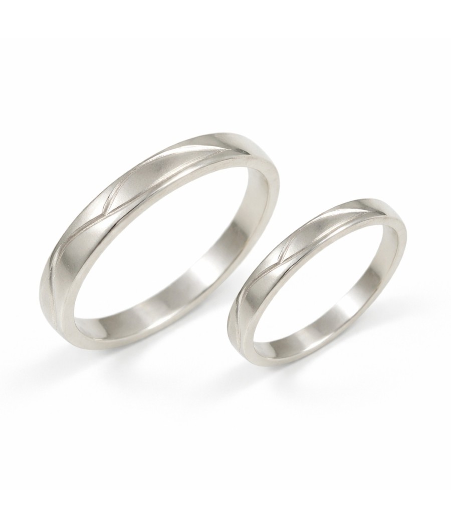 14 Gold Wedding Rings polished and leaf design