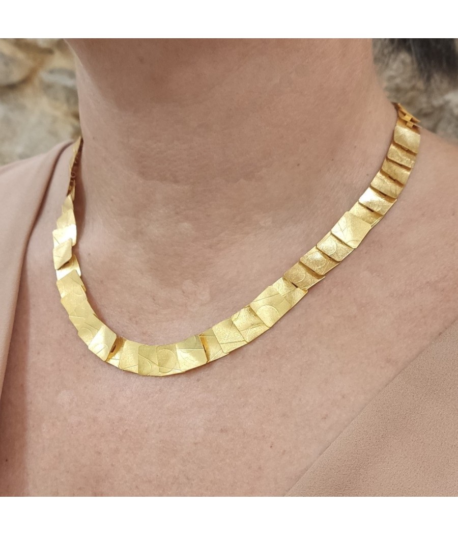 14K Gold Satin Textured Handmade Necklace – Vittas Jewels